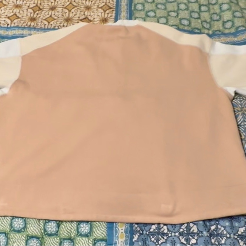 Nike Tech Fleece Crew neck shirt,med, cream/beige, used lightly - Picture 7 of 10